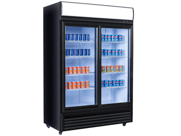 Getränkekühlschrank BB-908S mit Glasschiebetüren und 880 Liter Volume,  899,00 €
